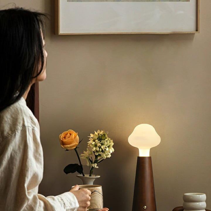 Cloudlet Asztali Lámpa