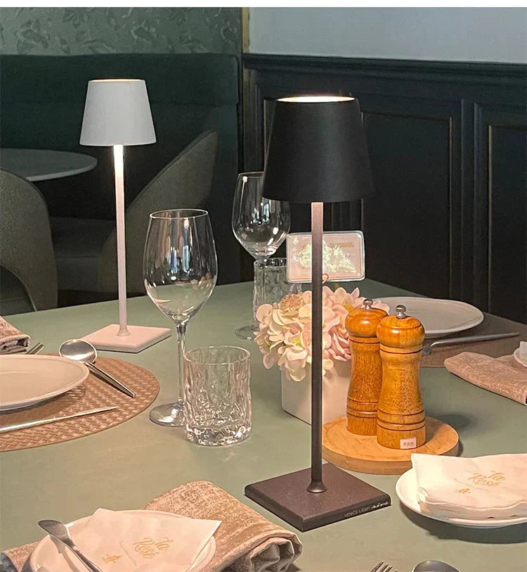 Nordiclight™ - Vezeték nélküli újratölthető asztali lámpa