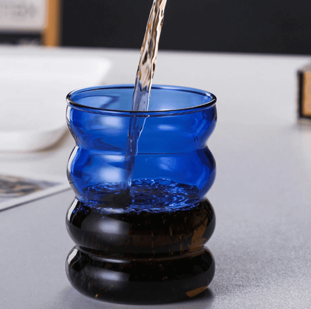 Élénk buborékos italospoharak