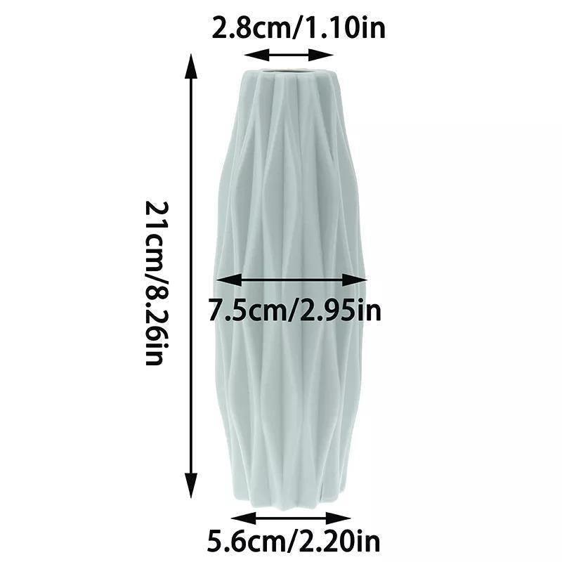 Keskeny virágváza éles szélekkel